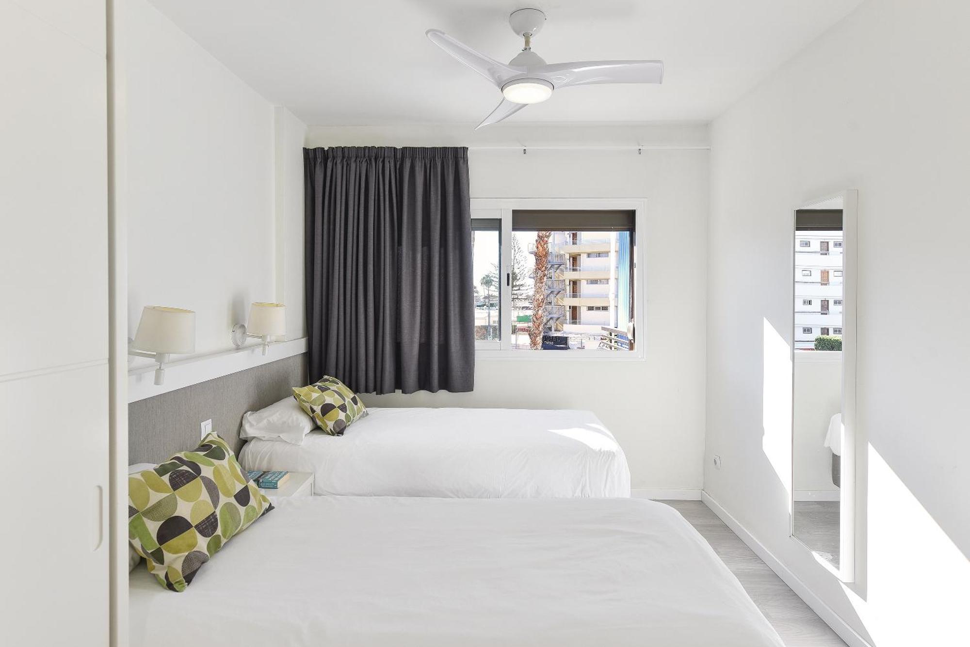 Modern Iguazu Apartment Плайя-дель-Инглес Экстерьер фото