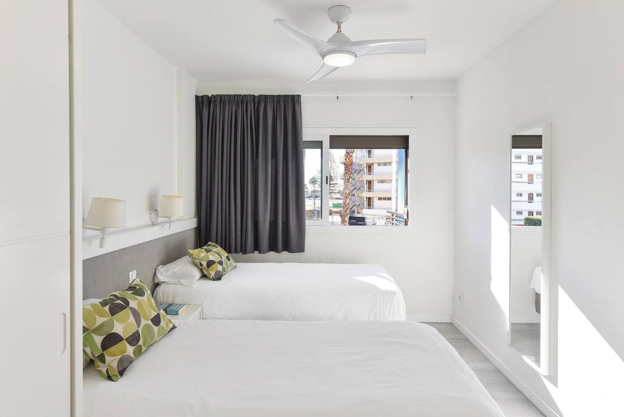 Modern Iguazu Apartment Плайя-дель-Инглес Экстерьер фото